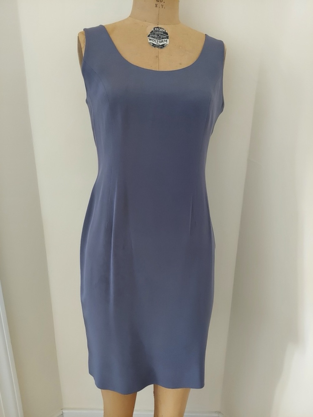 Jones New York Sleeveless Silk Sheath Dress in Dusty Blue